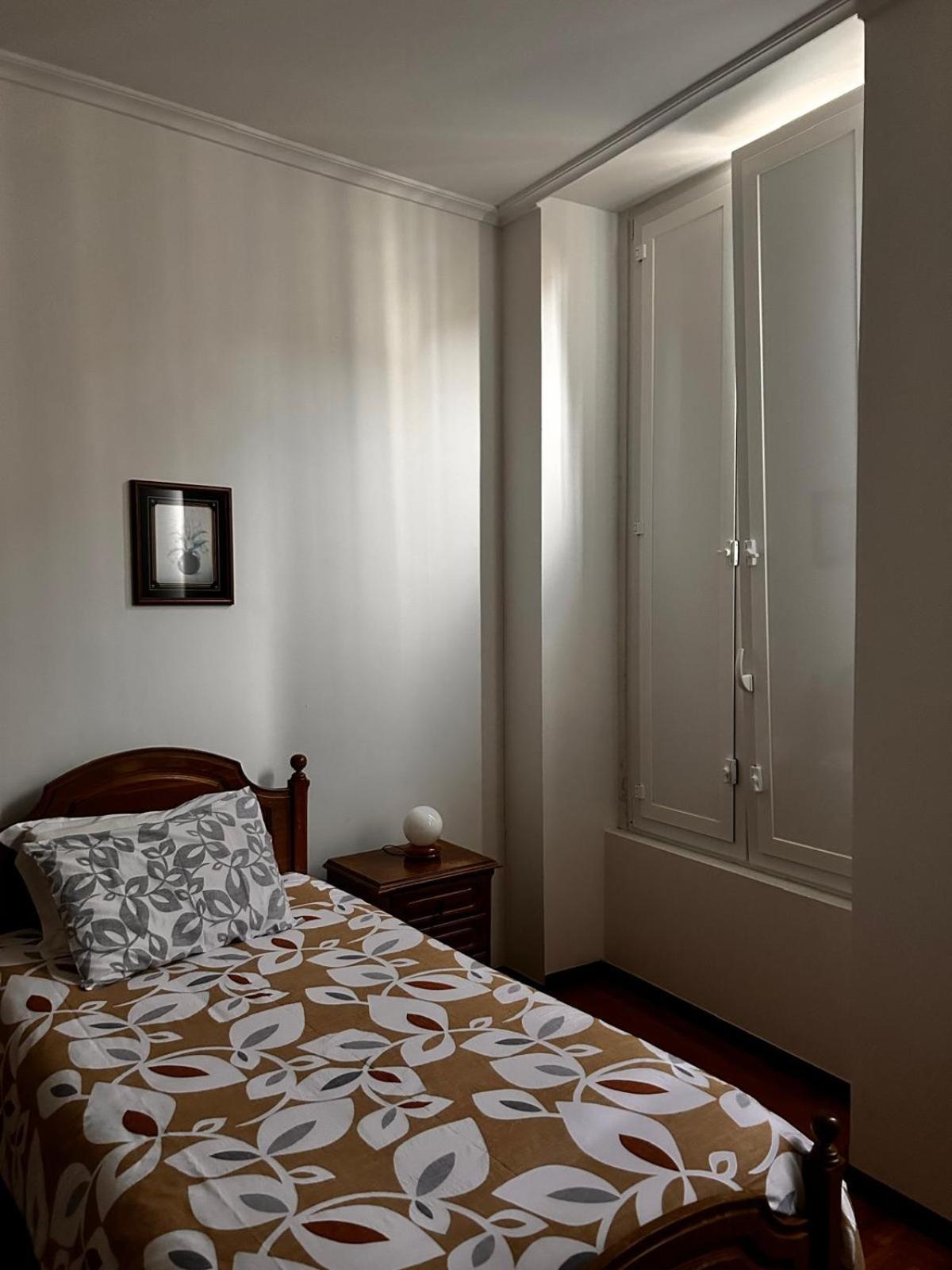 Residencial Real - Antiga Rosas Bed & Breakfast Vila Real Exterior foto